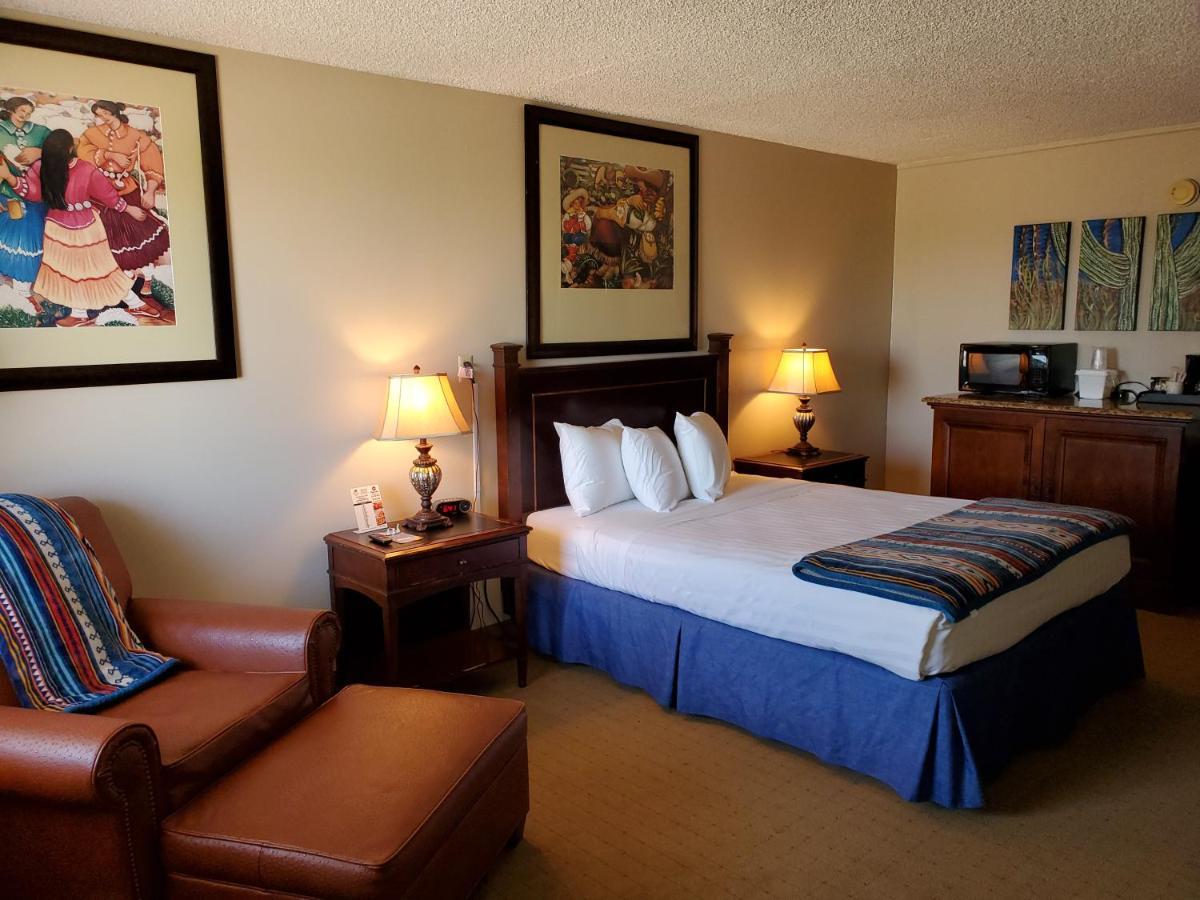 Kansas Country Inn Oakley Bagian luar foto